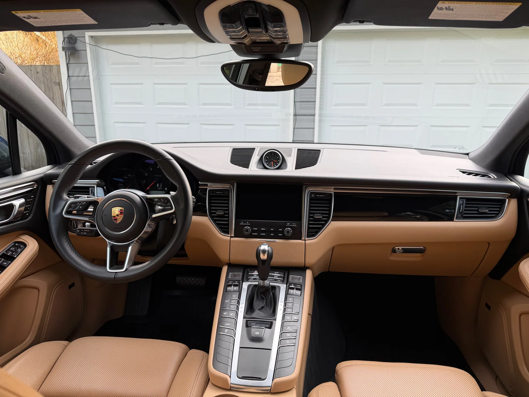 Detailed Porsche interior by Cascade Detail